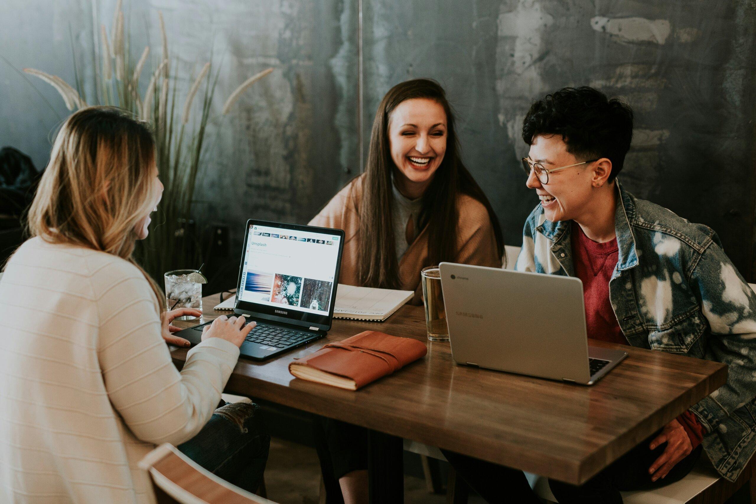 Beginner freelancer working online on Fiverr from a modern home office