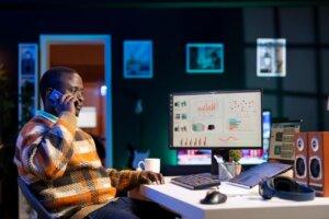 how small online income streams become successful businesses growth