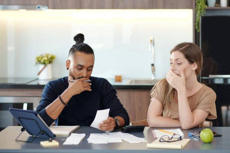 10 Family Finance Mistakes That Can Quietly Hurt Your Household Budget