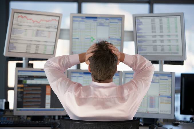 15 Investing Mistakes Beginners Make (and How to Avoid Them)