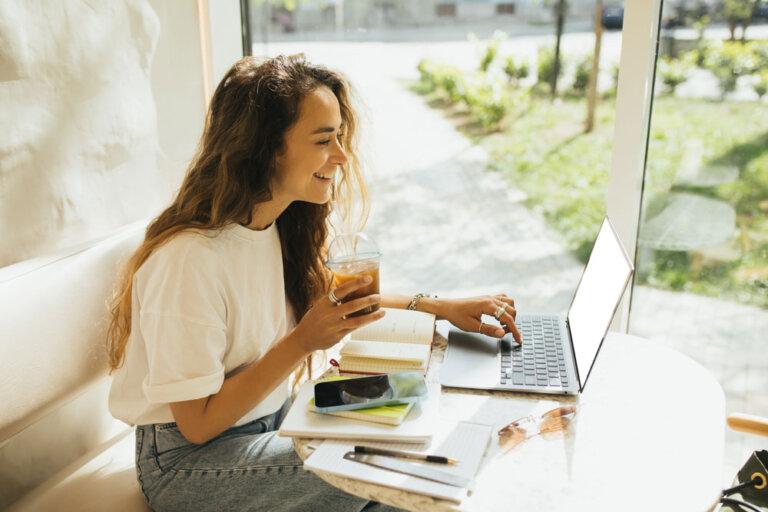 20 Best Freelance Jobs for Beginners With No Experience