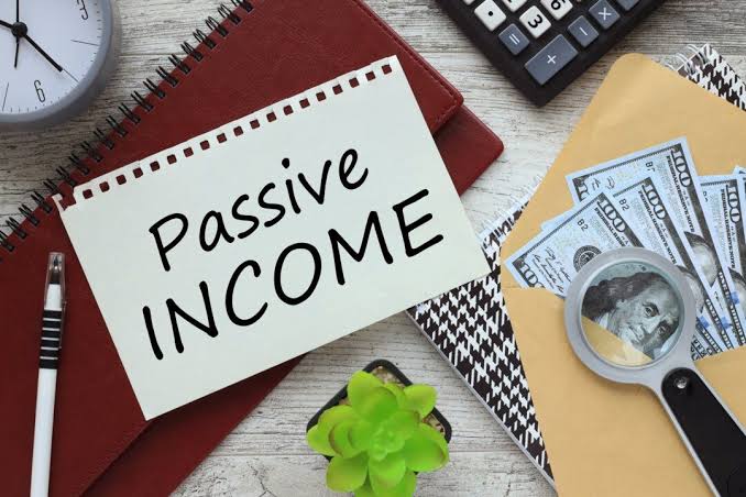 25 Passive Income Ideas to Build Extra Income Over Time
