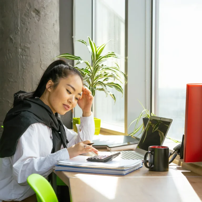 50 Best Side Hustles for Beginners to Make Extra Money