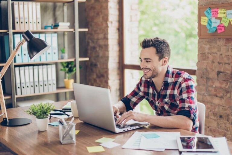 Freelancing and Remote Work for Beginners: Complete Step-by-Step Guide