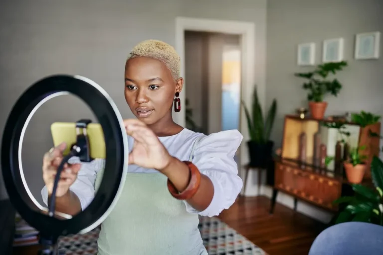 20 Side Hustles You Can Start With No Money