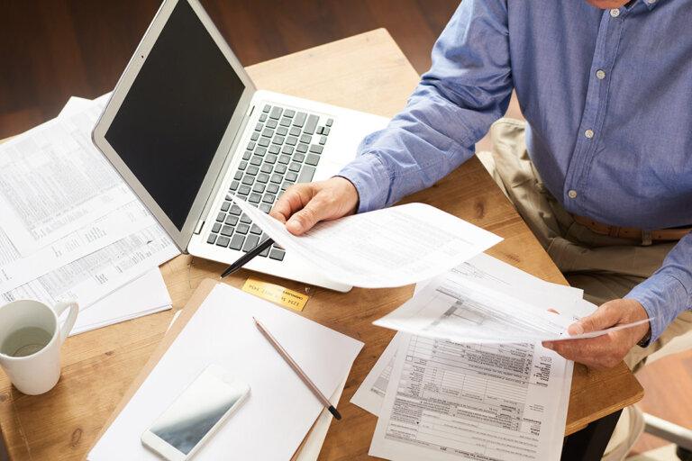 17 Ways to Protect Your Bank Account From Scams and Fraud